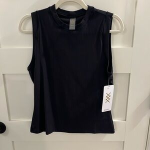 RHONE modern Rib Tank